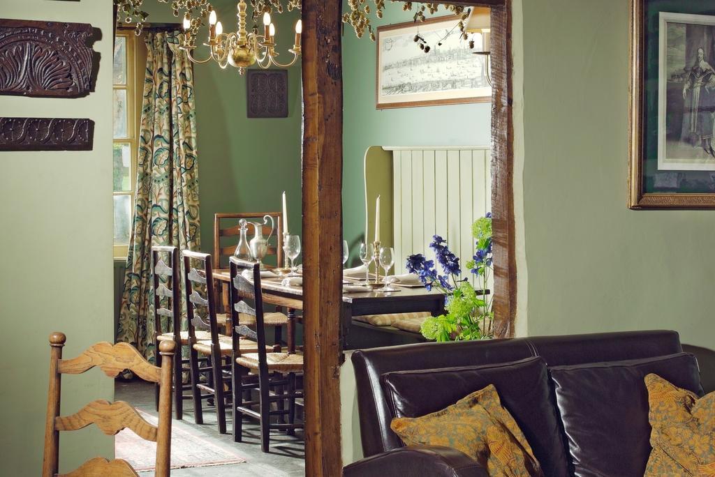 Lord Poulett Arms Hotel Bristol Esterno foto