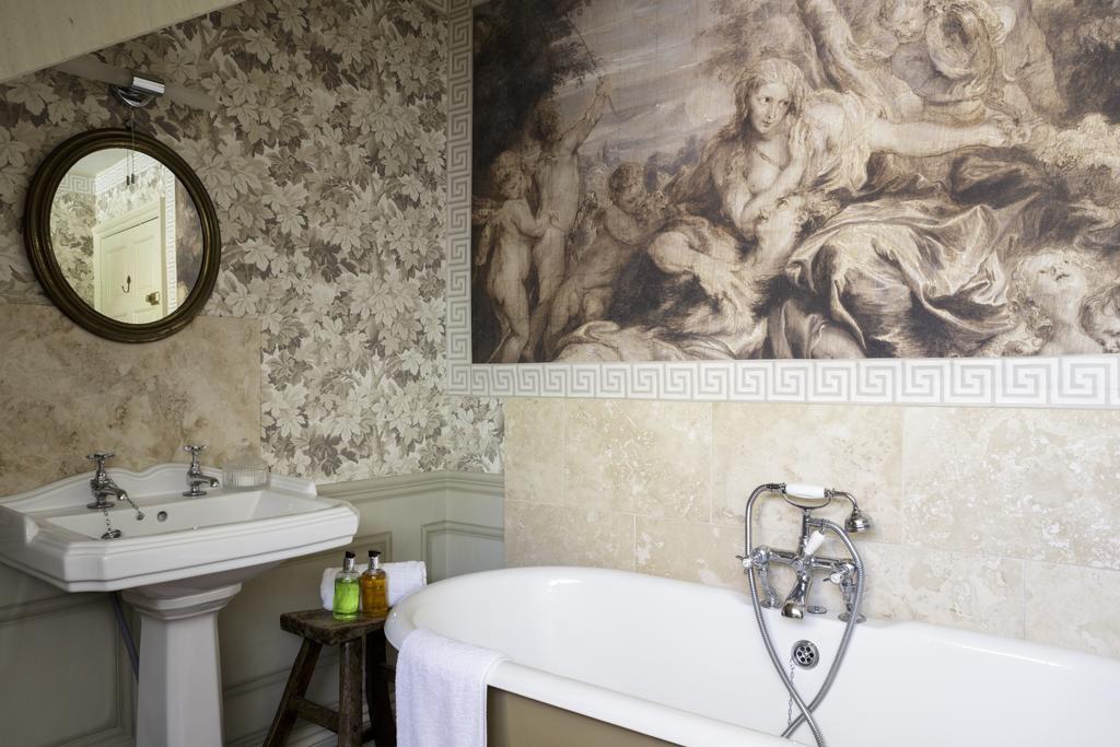 Lord Poulett Arms Hotel Bristol Esterno foto